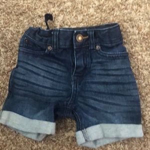 Barely worn jean shorts